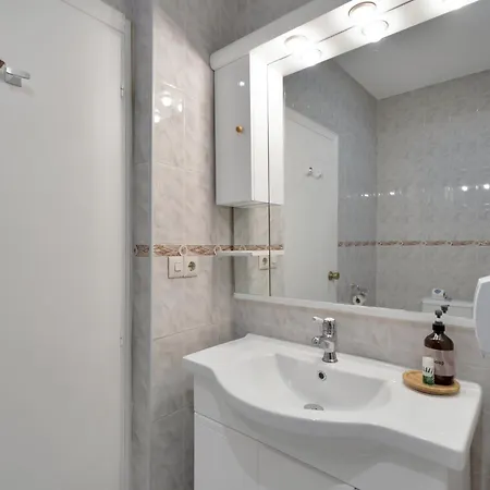 Skol C318 - Wa Apartman *